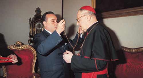 Conferimento al Cardinale Segretario di Stato del Collare del Sovrano Militare Ordine di Malta